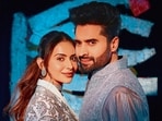 Actor-couple Rakul Preet Singh and Jackky Bhagnani shine in paisley embroidered outfits from Amaare. Rakul’s look is further spruced up with a diamond choker and earrings from Akoya Jewels(Photo: Tejas Nerurkar)