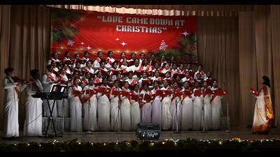 Christmas cantata fills IT College with Yuletide spirit