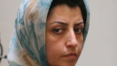 Prominent Iranian human rights activist Narges Mohammadi attends a meeting on women's rights in Tehran, Iran, on Aug. 27, 2007. (AP)