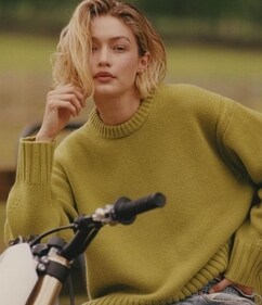 Gigi Hadid's floaty Scandi bob cut is perfect for curly hair (Photo: Instagram) Gigi Hadid's floaty Scandi bob cut is perfect for curly hair (Photo: Instagram)