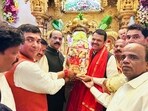 Maharashtra Chief Minister-designate Devendra Fadnavis visited the Siddhivinayak temple in Mumbai on Thursday and sought blessings before the swearing-in ceremony.