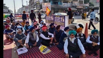 A protest at the Jagraon bus stand on Thursday. (HT photo) A protest at the Jagraon bus stand on Thursday. (HT photo)