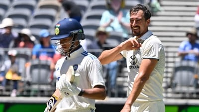 Australia's paceman Mitchell Starc reacts as India's Yashasvi Jaiswal (L) fails to play a shot (AFP) Australia's paceman Mitchell Starc reacts as India's Yashasvi Jaiswal (L) fails to play a shot (AFP)