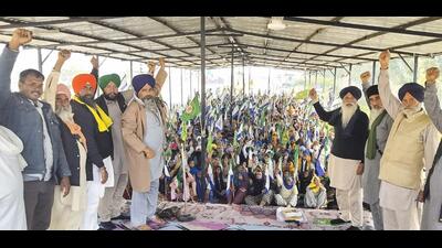 Farmer leader Sarwan Singh Pandher and others at Shambhu border, a day before commencement 'Delhi Chalo' march, in Patiala on Thursday. (PTI) Farmer leader Sarwan Singh Pandher and others at Shambhu border, a day before commencement 'Delhi Chalo' march, in Patiala on Thursday. (PTI)