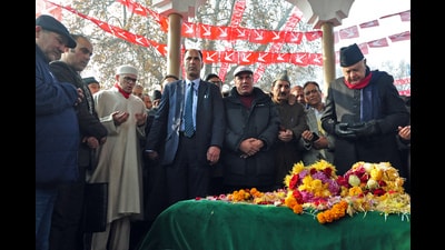 Jammu and Kashmir National Conference (JKNC) president Farooq Abdullah and Jammu and Kashmir Chief Minister Omar Abdullah pay floral tribute to party founder Sheikh Mohammad Abdullah on his 119th birth anniversary at his grave Naseem Bagh-Hazratbal, in Srinagar on Thursday. (ANI) Jammu and Kashmir National Conference (JKNC) president Farooq Abdullah and Jammu and Kashmir Chief Minister Omar Abdullah pay floral tribute to party founder Sheikh Mohammad Abdullah on his 119th birth anniversary at his grave Naseem Bagh-Hazratbal, in Srinagar on Thursday. (ANI)