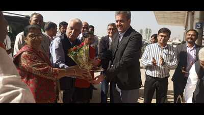 The meet-and-greet service being inaugurated at Prayagraj airport on Wednesday. (HT Photo) The meet-and-greet service being inaugurated at Prayagraj airport on Wednesday. (HT Photo)