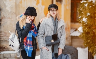 Glamorous looks to stay warm and chic Glamorous looks to stay warm and chic