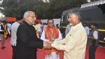 Andhra Pradesh chief minister Chandrababu Naidu was also in attendance to celebrate the landslide victory of the Mahayuti alliance (Yogesh Naik/Hindustan Times) Andhra Pradesh chief minister Chandrababu Naidu was also in attendance to celebrate the landslide victory of the Mahayuti alliance (Yogesh Naik/Hindustan Times)