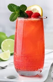 Russian Raspberry Fizz vodka cocktail Russian Raspberry Fizz vodka cocktail