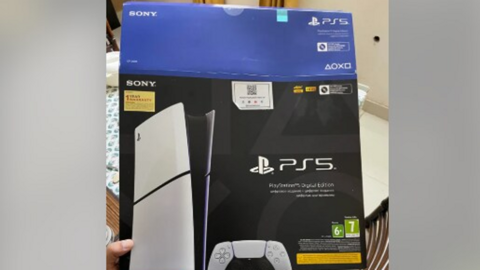 男性は Blinkit で PlayStation 5 を注文し、無料ギフトとして hing goli を受け取りました。インターネットは笑いの反応 |トレンド