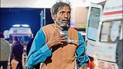 A patient at the KGMU Trauma Centre. (Deepak Gupta/HT Photo) A patient at the KGMU Trauma Centre. (Deepak Gupta/HT Photo)