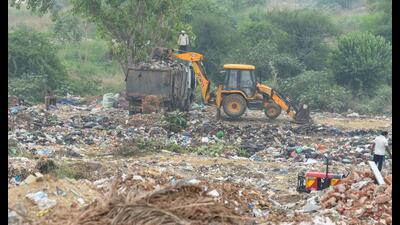 A secondary garbage collection centre at Sector-52 in Gurugram that will be under CCTV surveillance from the end of December. (Parveen Kumar/HT PHOTO)