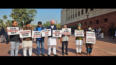 Congress MPs from Punjab and Haryana staging a protest against the central government over the delay in Panjab University’s senate elections at the Parliament in New Delhi on Friday. (HT Photo)