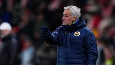 Head coach Jose Mourinho of Fenerbahce gestures during the Europa League opening phase soccer match. (AP Photo/Petr David Josek) (AP) Head coach Jose Mourinho of Fenerbahce gestures during the Europa League opening phase soccer match. (AP Photo/Petr David Josek) (AP)