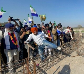 The farmers are demanding a legal guarantee for minimum support price for crops. (HT Photo) The farmers are demanding a legal guarantee for minimum support price for crops. (HT Photo)