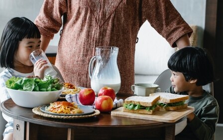 Top food components for growing kids: Nutrients that must be in a child's plate (Alex Green) Top food components for growing kids: Nutrients that must be in a child's plate (Alex Green)