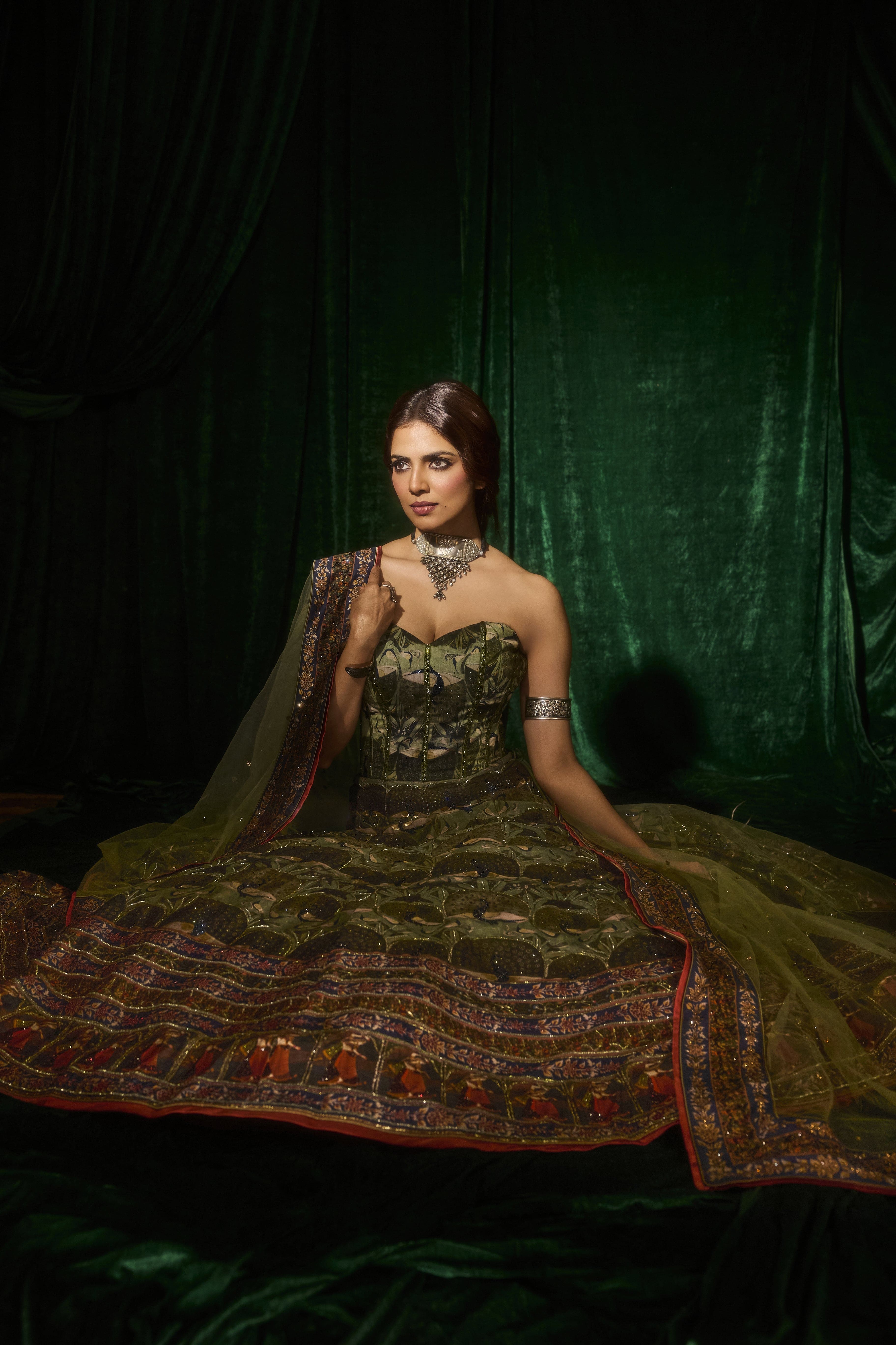 Malavika Mohanan: It’s inspiring that every part of India has its unique textile Malavika Mohanan: It’s inspiring that every part of India has its unique textile