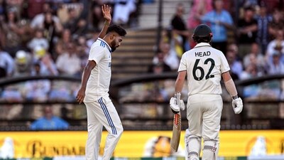India's Mohammed Siraj reacts after taking the wicket of Australia's Travis Head (R) on the second day of the second cricket Test match. (AFP) India's Mohammed Siraj reacts after taking the wicket of Australia's Travis Head (R) on the second day of the second cricket Test match. (AFP)