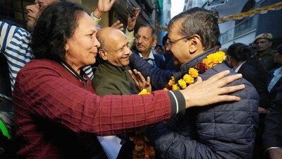 Kejriwal during padyatra in Malviya Nagar on Saturday. (HT Photo) Kejriwal during padyatra in Malviya Nagar on Saturday. (HT Photo)