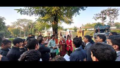 Over 100 school students from Lucknow and 28 visiting students from Chittorgarh participated in an awareness workshop on the impact of UV rays, here on Saturday (Sourced)