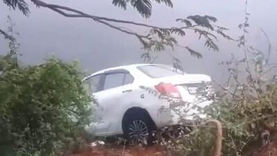 The victims, residents of the LB Nagar area in Hyderabad, were reportedly intoxicated. (via HT) The victims, residents of the LB Nagar area in Hyderabad, were reportedly intoxicated. (via HT)