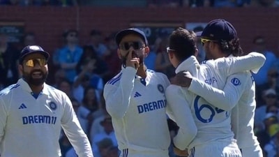 Virat Kohli shushed the home fans after Marnus Labuschagne's wicket (X Image) Virat Kohli shushed the home fans after Marnus Labuschagne's wicket (X Image)