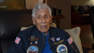 In August 1941, at the age of 17, Bob Fernandez enlisted in the U.S. Navy with the intention of seeing the globe and dancing (AP) In August 1941, at the age of 17, Bob Fernandez enlisted in the U.S. Navy with the intention of seeing the globe and dancing (AP)