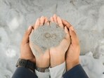 Planning to get married? Here are some questions to ask yourself first. (Pexels)