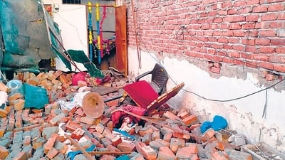 Eyewitnesses initially feared that a cylinder explosion might have caused the collapse. (HT Photo) (Pic used for representation) Eyewitnesses initially feared that a cylinder explosion might have caused the collapse. (HT Photo) (Pic used for representation)