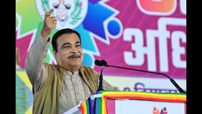 India's minister of road transport and highways Nitin Gadkari addresses the gathering during the 8th National Convention of Sahakar Bharati in Amritsar on Sunday. (AFP)