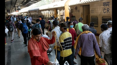 Many passengers have always demanded an executive lounge with premium passenger facilities at the Pune railway station. (HT FILE) Many passengers have always demanded an executive lounge with premium passenger facilities at the Pune railway station. (HT FILE)