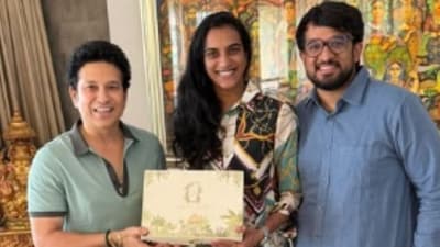 PV Sindhu and Venkata Datta Sai invite Sachin Tendulkar for their wedding. ((Sachin Tendulkar/Instagram)) PV Sindhu and Venkata Datta Sai invite Sachin Tendulkar for their wedding. ((Sachin Tendulkar/Instagram))
