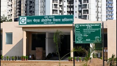 The authority has attributed delays to land disputes, including lease-back claims by original landholders, the alternate plots were allocated to the petitioners in last year’s cases, many similar petitions remain pending. (Sunil Ghosh/HT Photo) The authority has attributed delays to land disputes, including lease-back claims by original landholders, the alternate plots were allocated to the petitioners in last year’s cases, many similar petitions remain pending. (Sunil Ghosh/HT Photo)