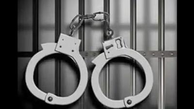 The trio, identified as Sandeep Kakkar, Mohit and Gaurav, all natives of Sonepat, were currently hiding in Zirakpur and were planning a criminal activity in the tricity area, said Mohali police. (HT Photo)