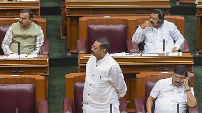 BJP MLA Basanagouda Patil, centre, during the Winter session of Karanataka Assembly, at Suvarna Vidhana Soudha, in Belagavi district, Karnataka, on Monday (PTI) BJP MLA Basanagouda Patil, centre, during the Winter session of Karanataka Assembly, at Suvarna Vidhana Soudha, in Belagavi district, Karnataka, on Monday (PTI)