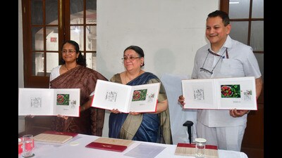 Mumbai, India – Dec 09, 2024: Ms. Suchita Joshi, Postmaster General Mumbai Regional office, Ms. Vandita Kaul, Secretary (Posts), Ministry of Communications, Mr. Amitabh Singh, Chief Postmaster General, Maharashtra Circle, during the releasing postcards on penguins of Antarctica to be sent alongwith 44th Indian Scientific Expedition to Antarctica and also there will be a briefing on MAHAPEX 2025, a State level Philatelic exhibition, at GPO office, in Mumbai, India, on Monday, Dec 09, 2024. (Photo by Bhushan Koyande/HT Photo) Mumbai, India – Dec 09, 2024: Ms. Suchita Joshi, Postmaster General Mumbai Regional office, Ms. Vandita Kaul, Secretary (Posts), Ministry of Communications, Mr. Amitabh Singh, Chief Postmaster General, Maharashtra Circle, during the releasing postcards on penguins of Antarctica to be sent alongwith 44th Indian Scientific Expedition to Antarctica and also there will be a briefing on MAHAPEX 2025, a State level Philatelic exhibition, at GPO office, in Mumbai, India, on Monday, Dec 09, 2024. (Photo by Bhushan Koyande/HT Photo)