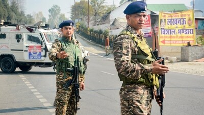 FILE: Security personnel stand guard during a search operation on Srinagar-Ladakh highway following a terrorist attack, in Ganderbal district, Jammu & Kashmir, (PTI) FILE: Security personnel stand guard during a search operation on Srinagar-Ladakh highway following a terrorist attack, in Ganderbal district, Jammu & Kashmir, (PTI)