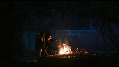 People create a bonfire during early morning chilly conditions at Rajendra Nagar on Monday. (Sanchit Khanna/HT Photo) People create a bonfire during early morning chilly conditions at Rajendra Nagar on Monday. (Sanchit Khanna/HT Photo)