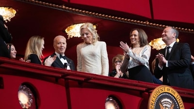 US President Joe Biden, First Lady Jill Biden, Vice-President Kamala Harris and Second Gentleman Doug Emhoff attend the 47th Kennedy Center Honors at the Kennedy Center in Washington, DC, December 8, 2024. (AFP / Chris Kleponis ) US President Joe Biden, First Lady Jill Biden, Vice-President Kamala Harris and Second Gentleman Doug Emhoff attend the 47th Kennedy Center Honors at the Kennedy Center in Washington, DC, December 8, 2024. (AFP / Chris Kleponis )
