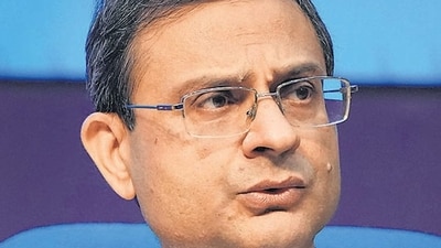 Union revenue secretary Sanjay Malhotra is new RBI governor Union revenue secretary Sanjay Malhotra is new RBI governor