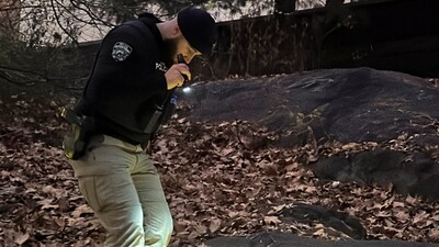 (Image for Rep) A New York City Police officer walks through brush and foliage in Central Park near 64th Street and Central Park West, Friday, Dec. 6, 2024, in New York, while searching for a backpack police believe was dropped in the park by the person suspected of killing UnitedHealthcare CEO Brian Thompson on Wednesday, Dec. 4, 2024. (AP Photo/Ted Shaffrey) (AP) (Image for Rep) A New York City Police officer walks through brush and foliage in Central Park near 64th Street and Central Park West, Friday, Dec. 6, 2024, in New York, while searching for a backpack police believe was dropped in the park by the person suspected of killing UnitedHealthcare CEO Brian Thompson on Wednesday, Dec. 4, 2024. (AP Photo/Ted Shaffrey) (AP)