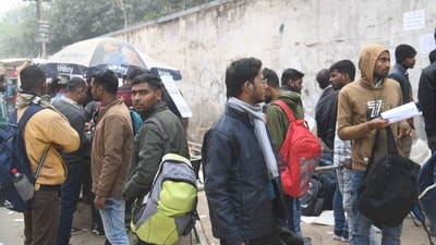 Candidates waiting to appear for RRB RPF SI written test at ION Digital zone in Patna. (Santosh Kumar ) Candidates waiting to appear for RRB RPF SI written test at ION Digital zone in Patna. (Santosh Kumar )