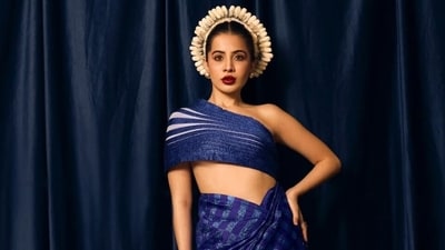 Uorfi Javed wore the apsara saree look at the Fashion Entrepreneur Fund event. Uorfi Javed wore the apsara saree look at the Fashion Entrepreneur Fund event.