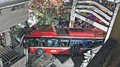 The BEST Electric Bus driver (MH-01, EM-8228) lost control of the wheel and crashed into 30 to 40 different kinds of vehicles in addition to people. Around 9:30 p.m the 332 bus departed Kurla station, heading towards Agarkar Chowk in Andheri West.&nbsp; (PTI)