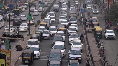 Police also highlighted the need for installation of traffic lights at seven chowks and time displays at the already installed traffic lights at 17 locations in Mohali. (HT File) Police also highlighted the need for installation of traffic lights at seven chowks and time displays at the already installed traffic lights at 17 locations in Mohali. (HT File)