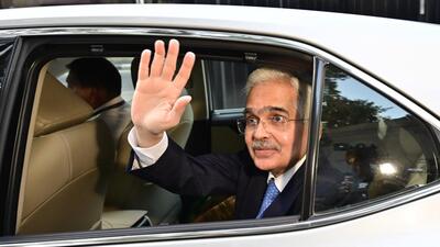 RBI governor Shashikanta Das leaving the RBI building in Mumbai after completing his term on Tuesday. (HT Photo/Anshuman Poyrekar) RBI governor Shashikanta Das leaving the RBI building in Mumbai after completing his term on Tuesday. (HT Photo/Anshuman Poyrekar)