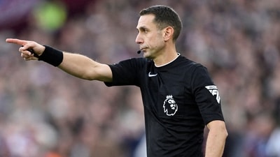 Referee David Coote awards a penalty to West Ham United REUTERS/Tony O Brien (REUTERS)