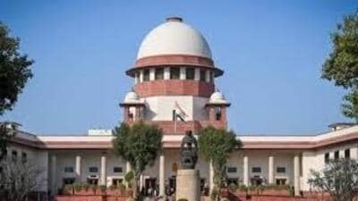 The bench directed the states to submit their written responses within six weeks, allowing four weeks thereafter for rejoinders. (HT File)