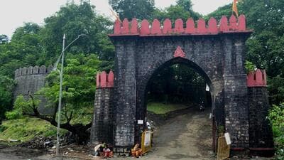 The legal battle over the ownership of Durgadi Fort began in 1976 when the Majlis-e-Mushayara claimed the property, stating that it included a mosque and Eidgah. The dispute arose despite a 1966 report by the district administration, which suggested the presence of a Hindu temple on the premises (HT PHOTO) The legal battle over the ownership of Durgadi Fort began in 1976 when the Majlis-e-Mushayara claimed the property, stating that it included a mosque and Eidgah. The dispute arose despite a 1966 report by the district administration, which suggested the presence of a Hindu temple on the premises (HT PHOTO)