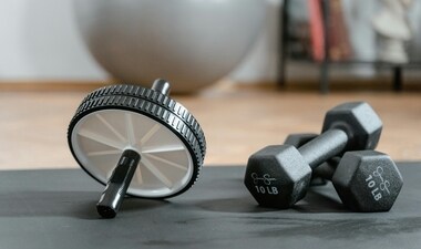 Manage your weight at home without letting the cold beat your fitness routine. (Pexels) Manage your weight at home without letting the cold beat your fitness routine. (Pexels)